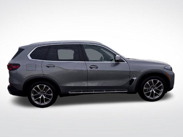 Used 2024 BMW X5 xDrive40i AWD/4WD image 8