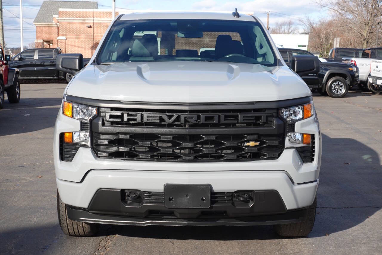 Used 2024 Chevrolet Silverado 1500 Custom AWD/4WD image 6