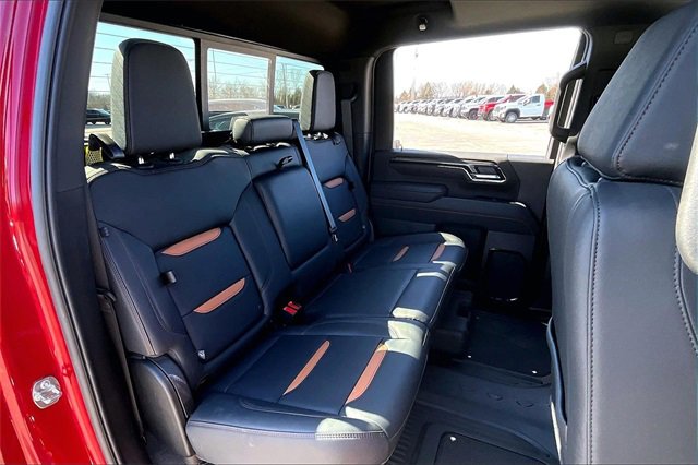 Used 2025 GMC Sierra 3500 AT4 w/ AT4 Premium Plus Package image 26