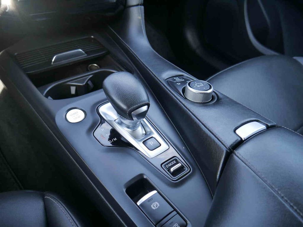 Used 2020 INFINITI QX50 Sensory w/ Proactive Package image 35