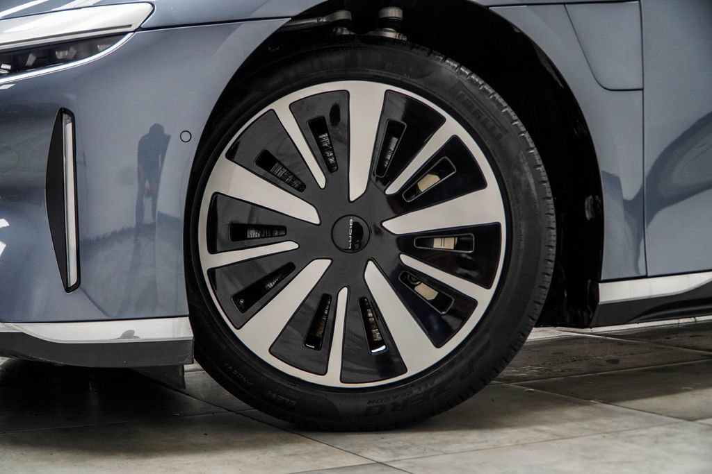 Used 2024 Lucid Air Touring AWD/4WD image 6