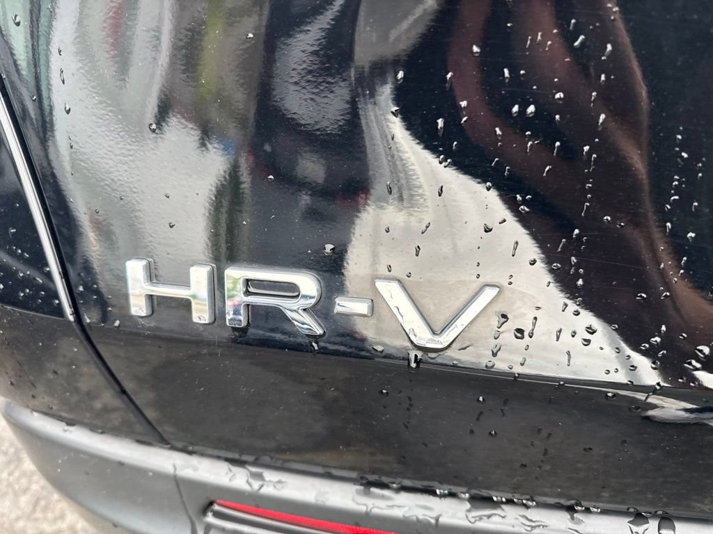 Used 2023 Honda HR-V LX image 12