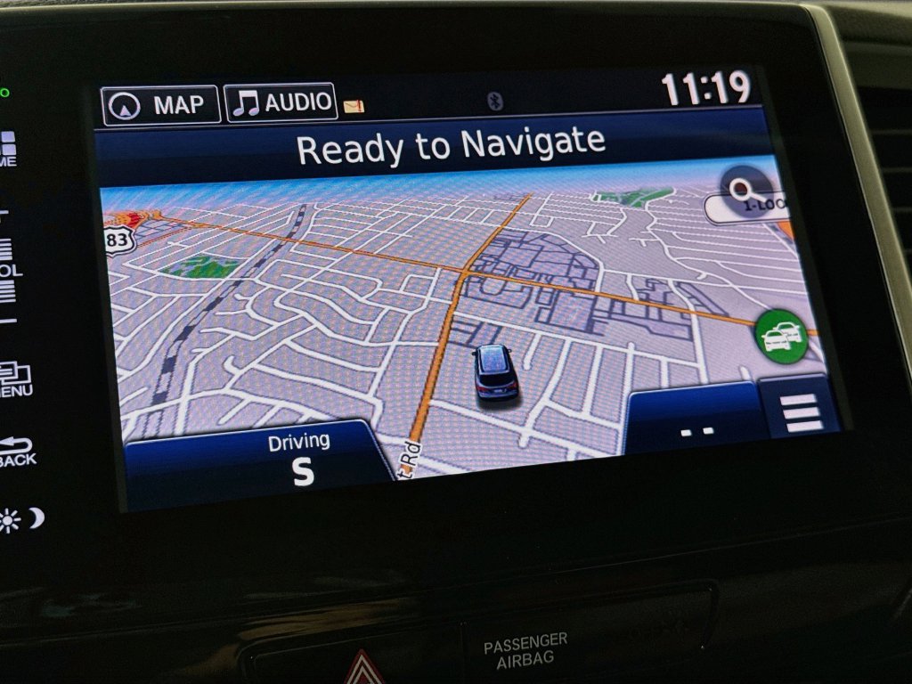 Used 2016 Honda Pilot Touring image 16