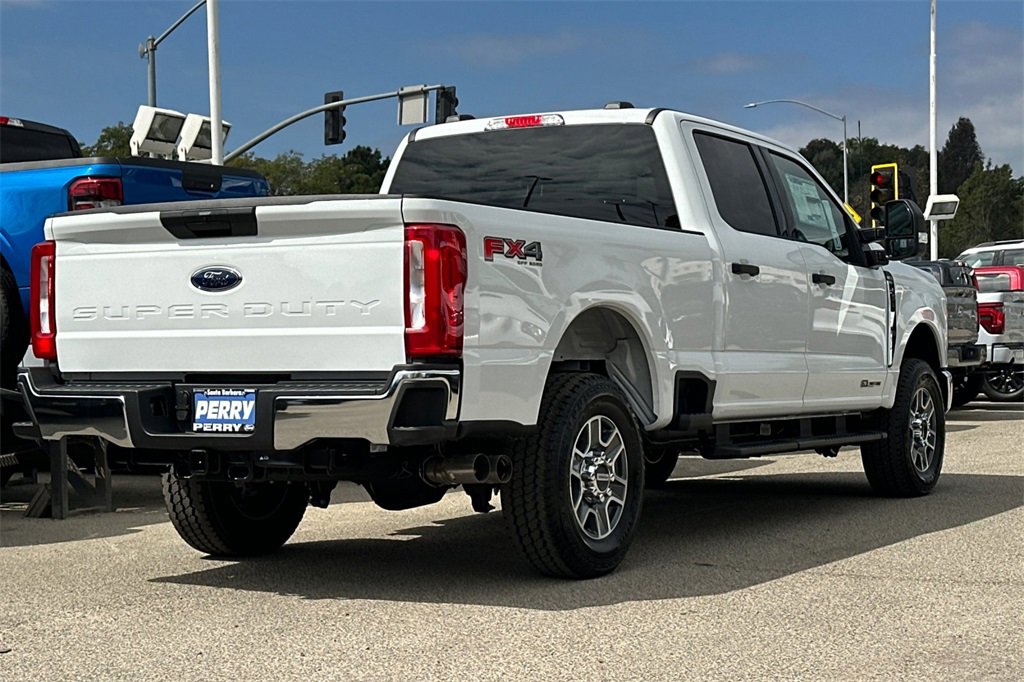 New 2025 Ford F250 XLT w/ FX4 Off-Road Package image 4