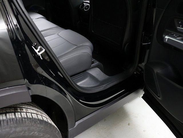 Certified 2026 Mercedes-Benz GLB 250 4MATIC image 31