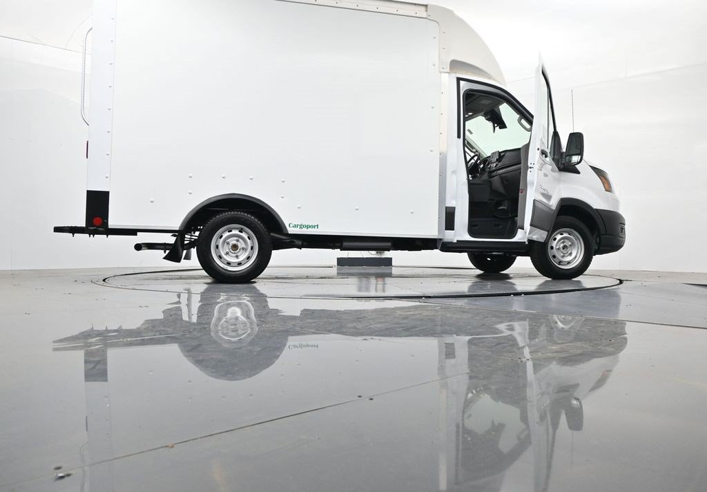 Used 2024 Ford Transit 350 RWD image 48