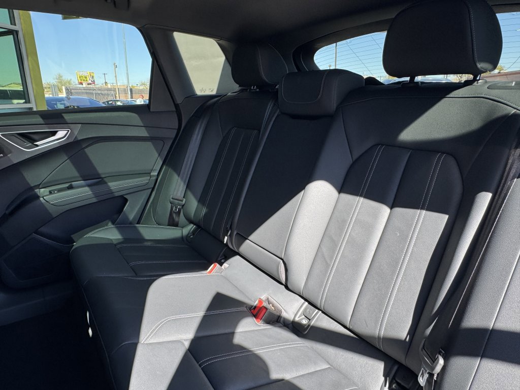 Used 2023 Audi Q4 e-tron Premium Plus w/ Premium Plus image 41
