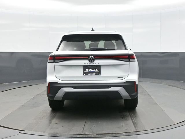 New 2026 Volkswagen Tiguan SE image 6