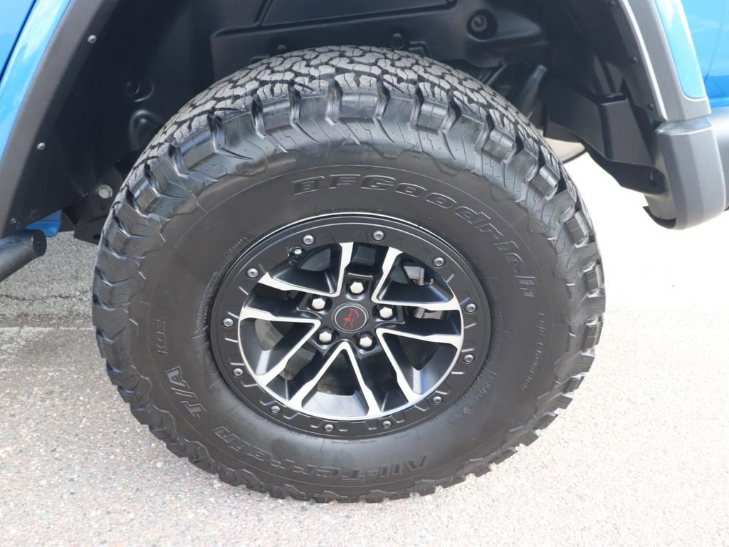 Used 2024 Jeep Wrangler Unlimited Rubicon image 16