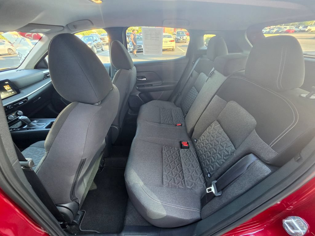 Certified 2025 Nissan Kicks SV FWD image 12