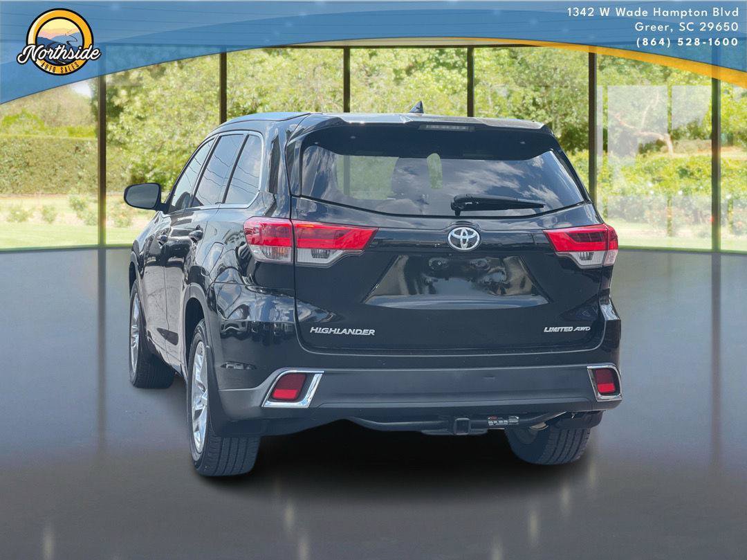 Used 2019 Toyota Highlander Limited AWD/4WD image 3