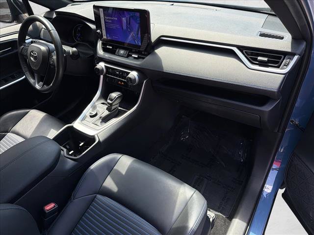 Used 2023 Toyota RAV4 XSE w/ XSE Grade Weather Package AWD/4WD image 28