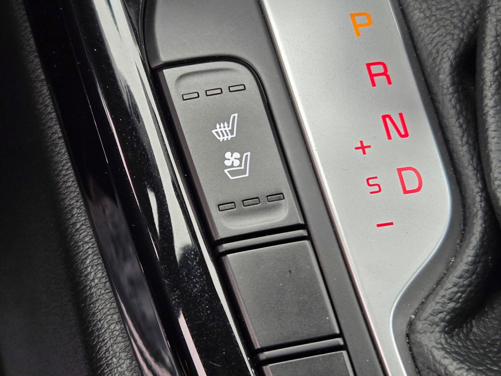 Certified 2023 Kia Forte GT w/ GT2 Package image 20