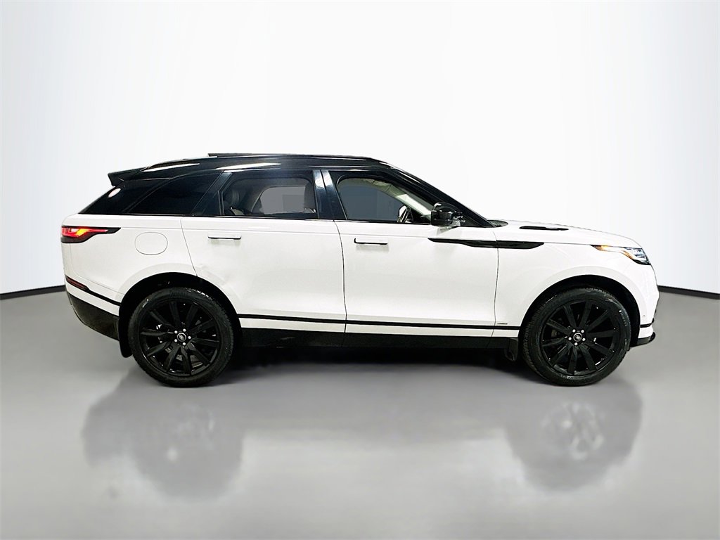 Used 2019 Land Rover Range Rover Velar R-Dynamic SE image 9