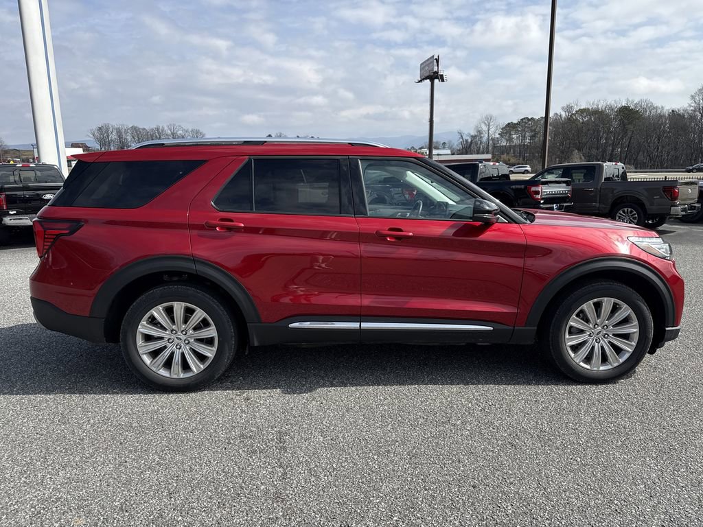 Used 2025 Ford Explorer Platinum w/ LUX Leather Package image 8