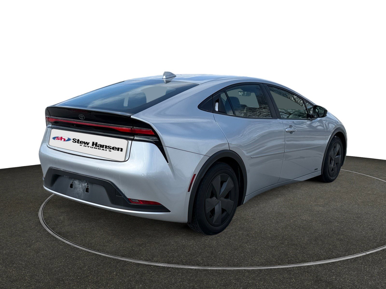 Used 2023 Toyota Prius LE image 6