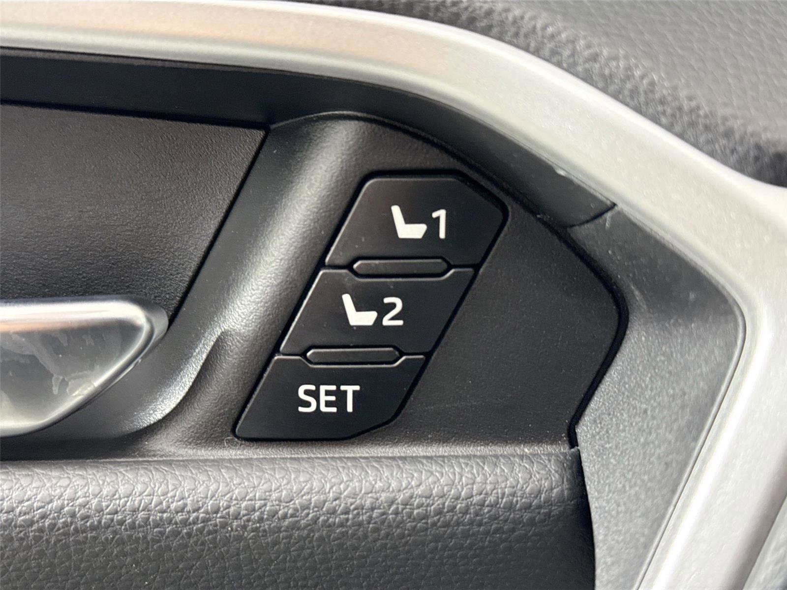 Certified 2022 Toyota RAV4 XSE image 29