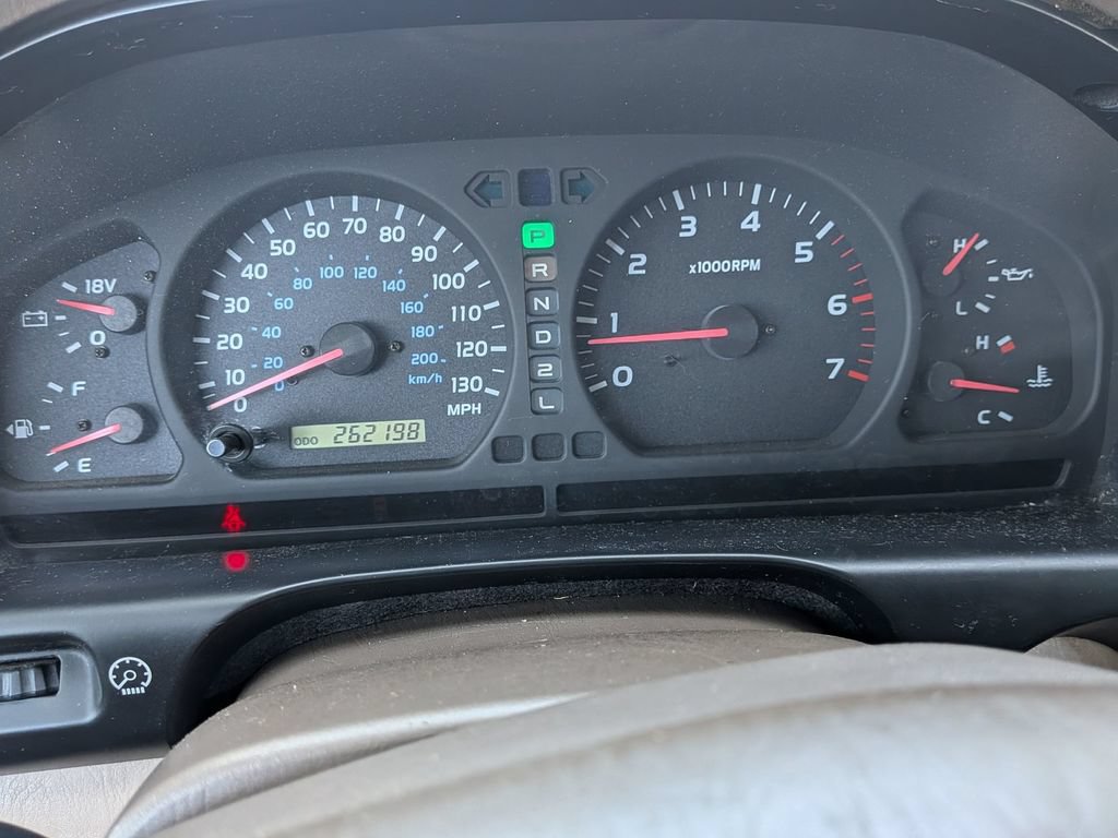 Used 2002 Toyota Land Cruiser AWD/4WD image 21