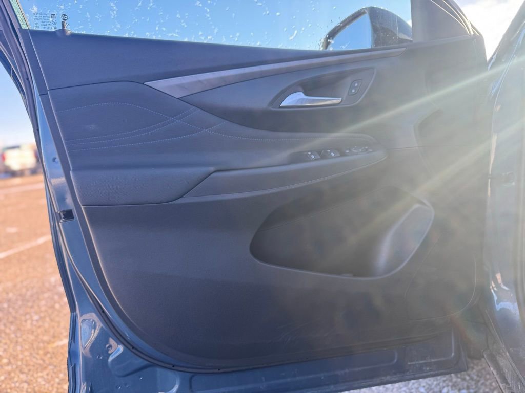 Used 2024 Buick Envista Sport Touring w/ Convenience I Package image 14