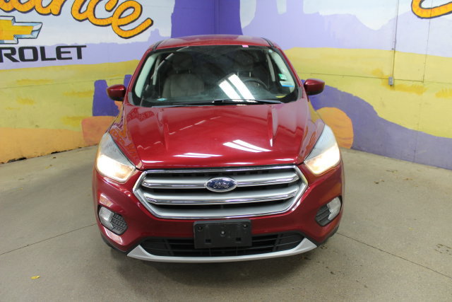 Used 2017 Ford Escape SE AWD/4WD image 3