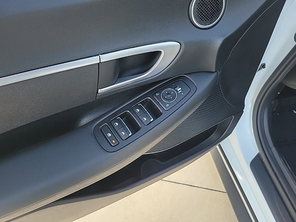 Used 2021 Hyundai Sonata SE image 15
