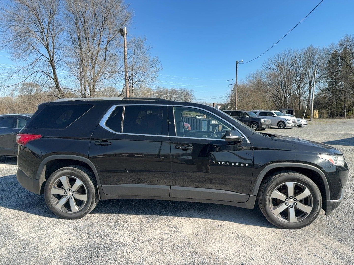 Used 2018 Chevrolet Traverse LT w/ LPO, Black Accent Package AWD/4WD image 5