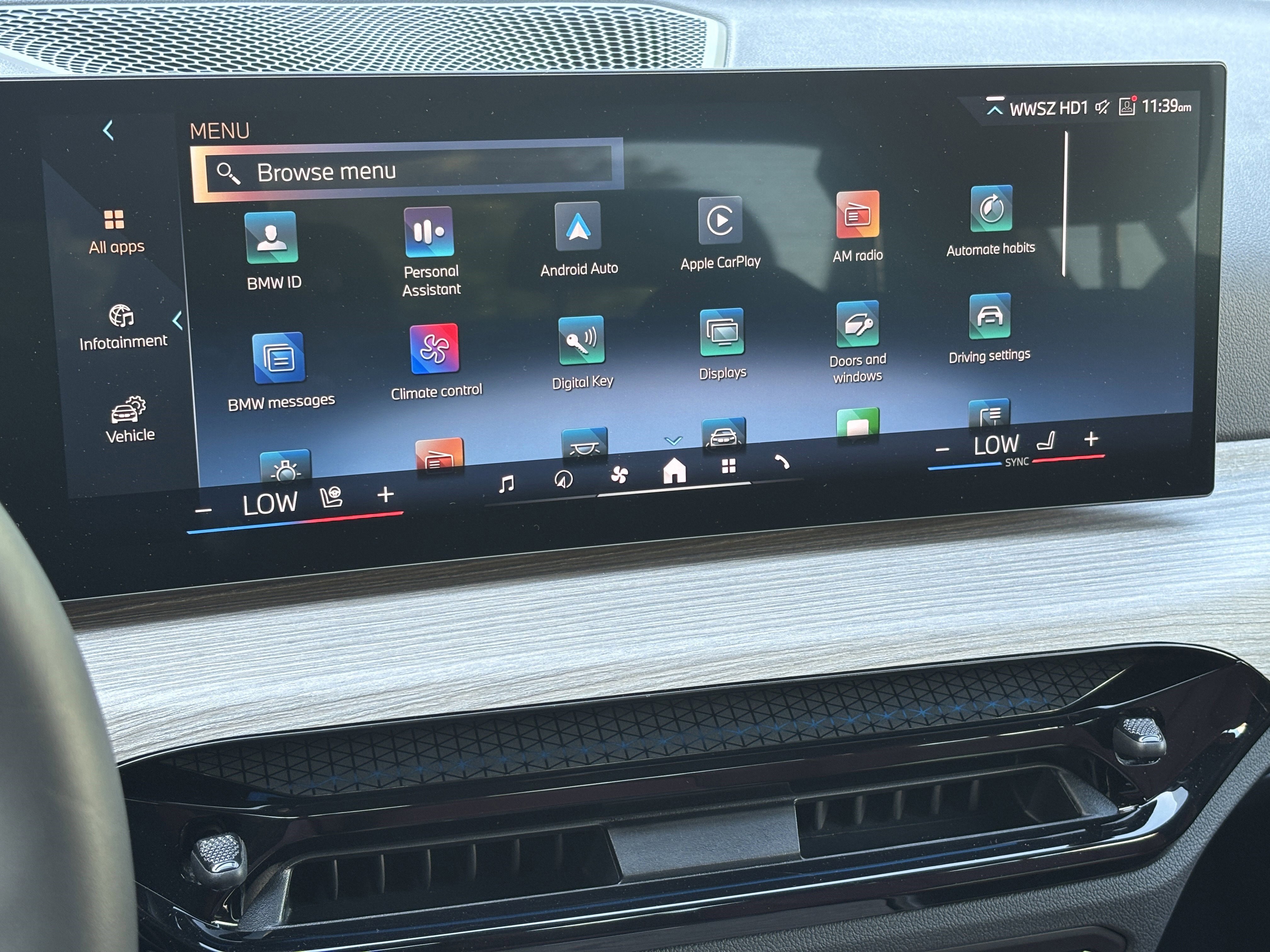 Used 2025 BMW 330i Sedan image 13