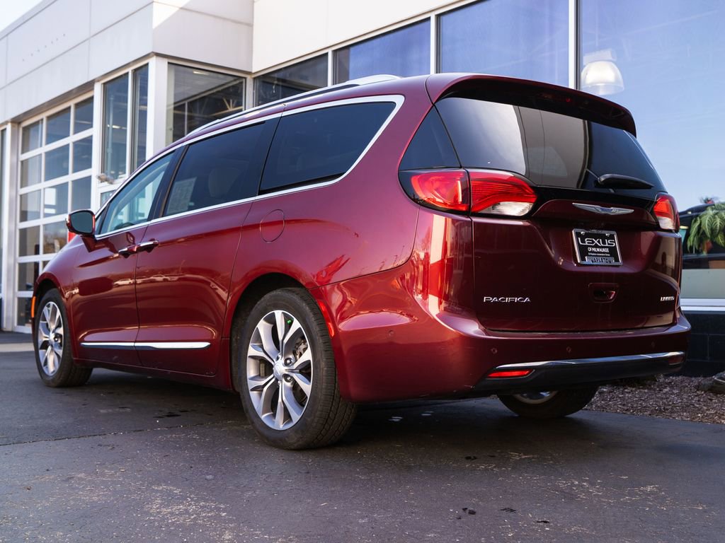 Used 2020 Chrysler Pacifica Limited w/ Tire & Wheel Group image 7