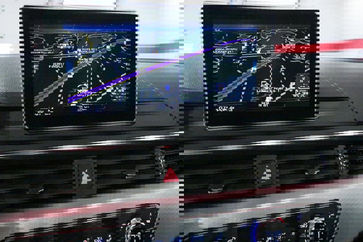 Used 2018 Audi A4 2.0T Premium Plus image 22