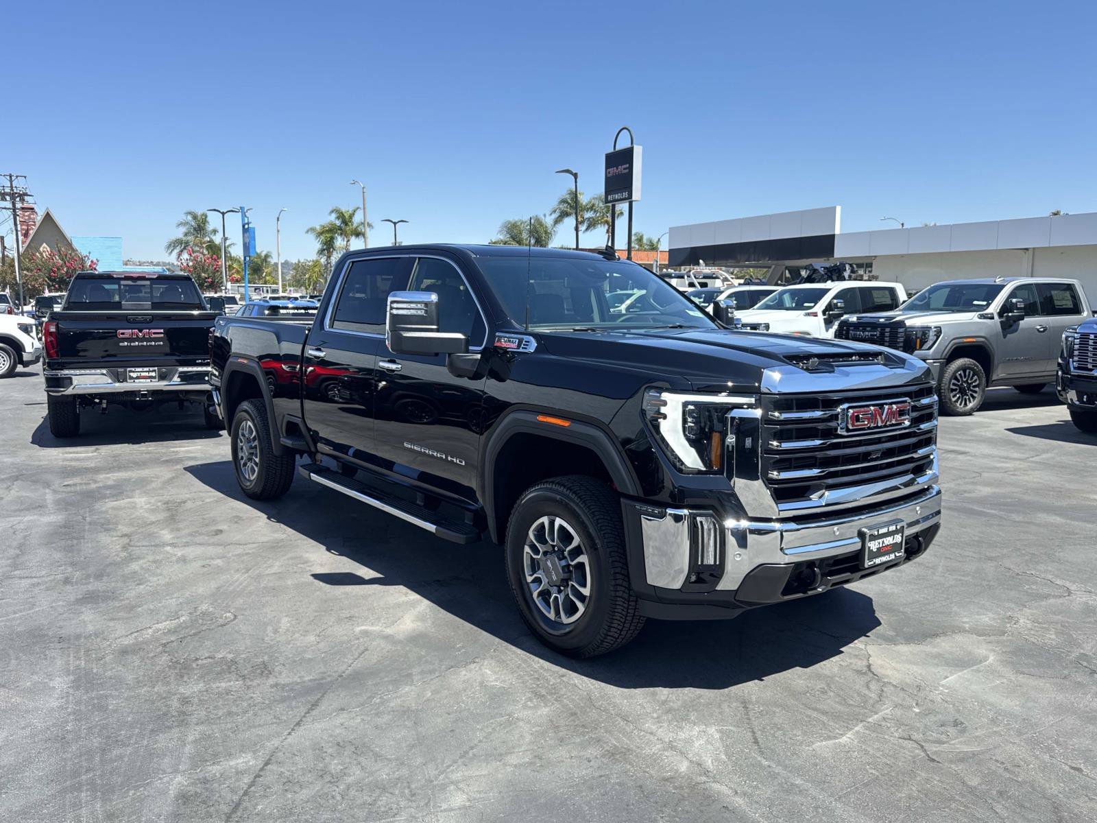 New 2026 GMC Sierra 2500 SLT w/ Max Trailering Package AWD/4WD image 3