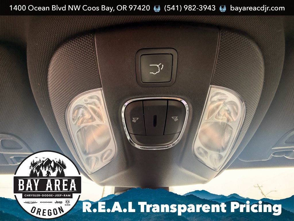 Used 2024 Jeep Compass Trailhawk w/ Trailhawk Elite Group AWD/4WD image 20