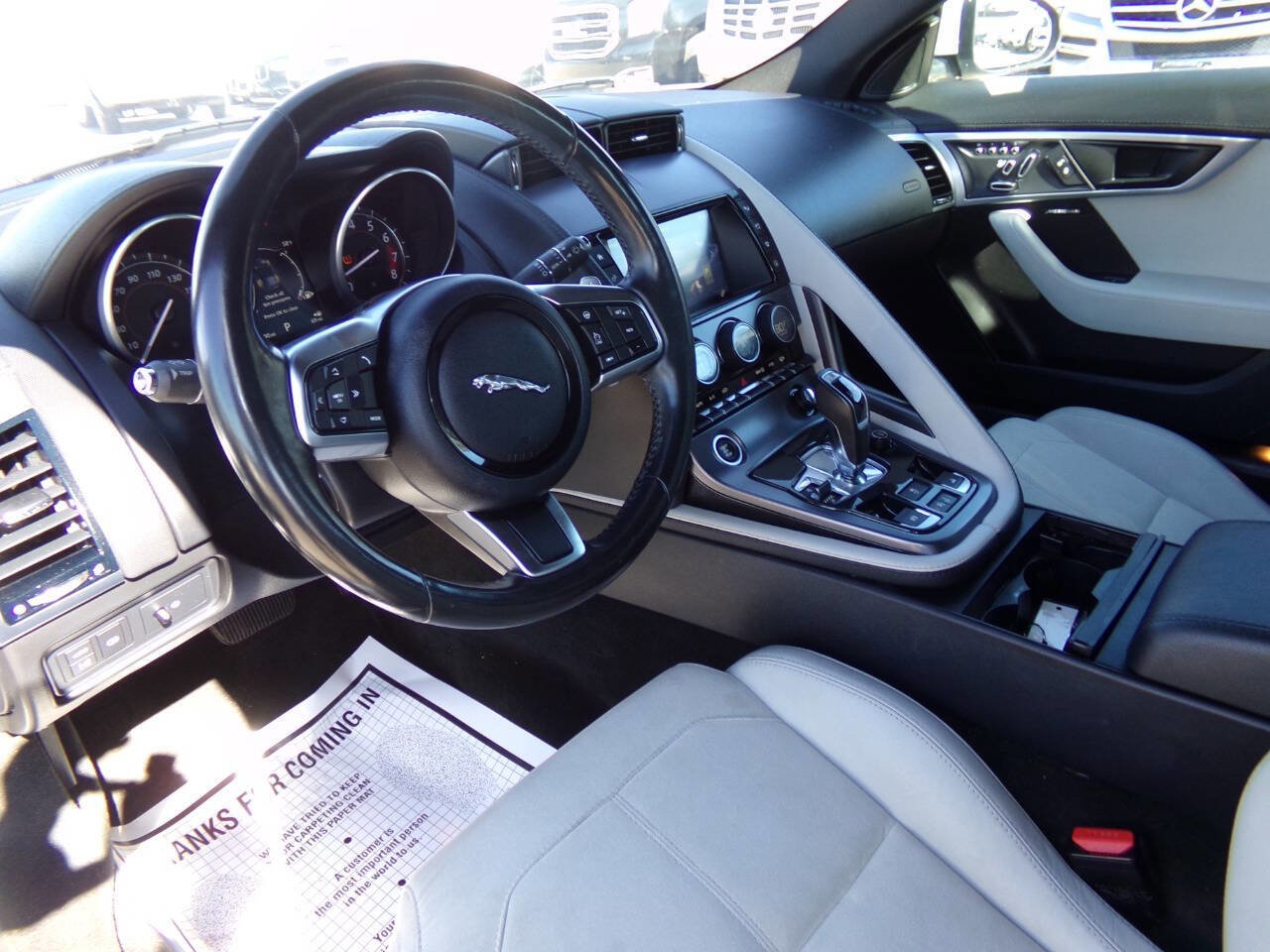 Used 2018 Jaguar F-TYPE Convertible image 16