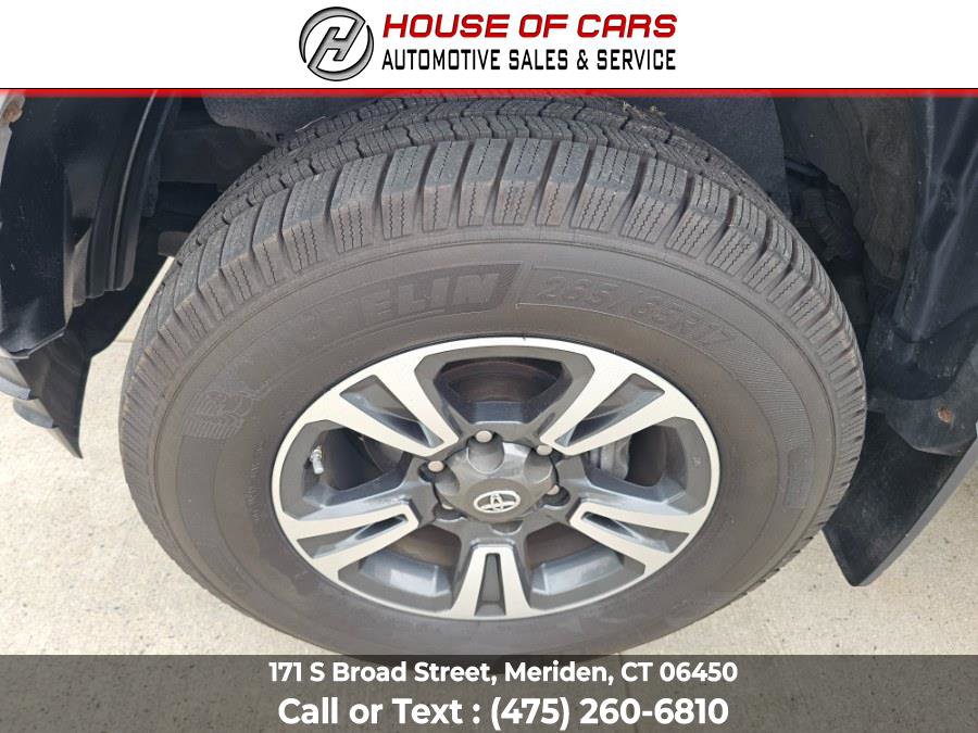 Used 2017 Toyota Tacoma TRD Sport image 20