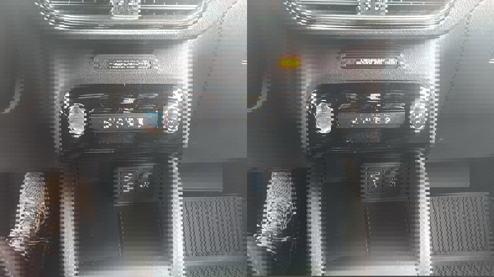 Used 2023 Ford Escape ST-Line w/ Tech Pack #1 image 21