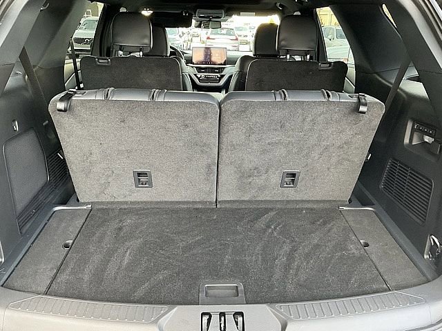 Used 2025 Ford Explorer ST w/ Sun And Sound Package image 18
