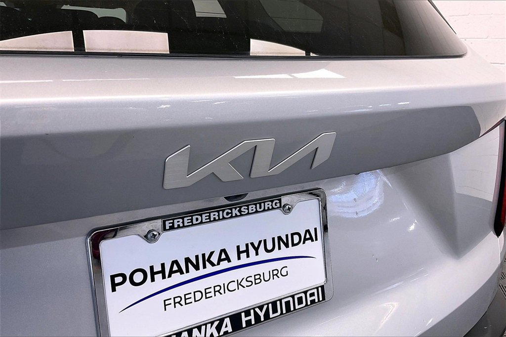 Used 2022 Kia Sorento LX image 30