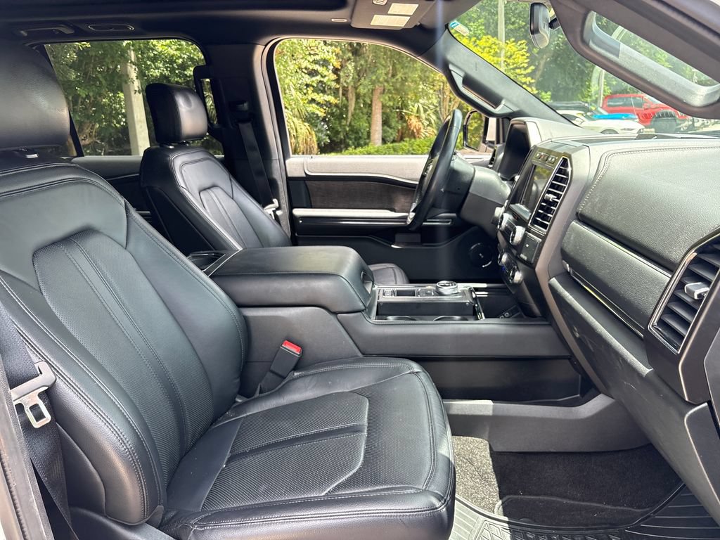Used 2019 Ford Expedition Limited w/ Special Edition Package RWD image 29
