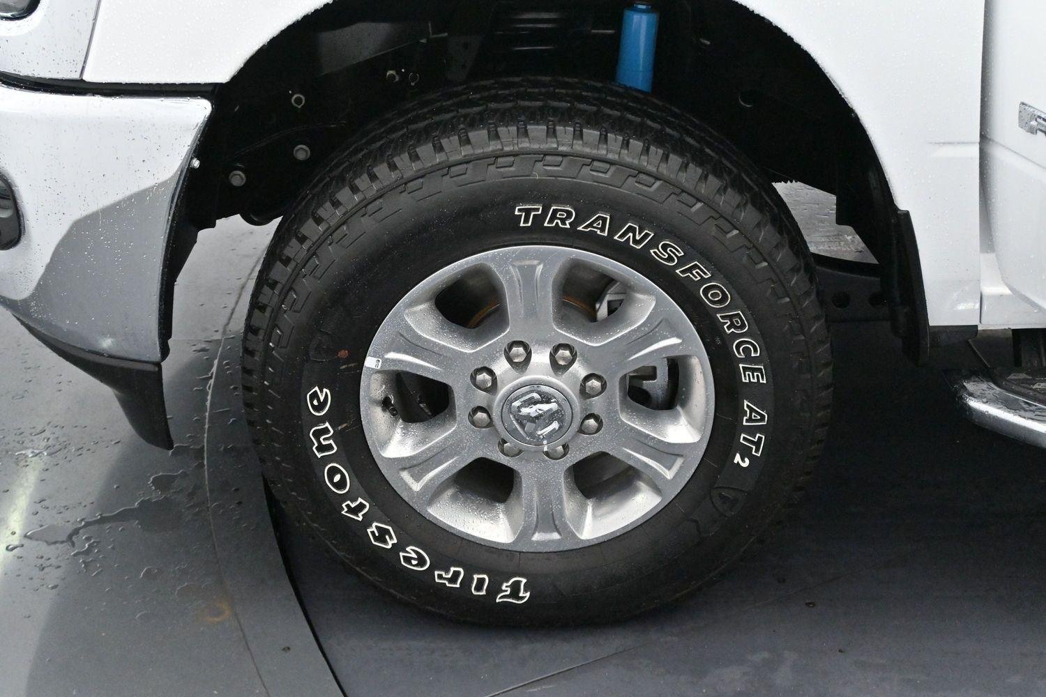 Used 2025 RAM 2500 Big Horn AWD/4WD image 34