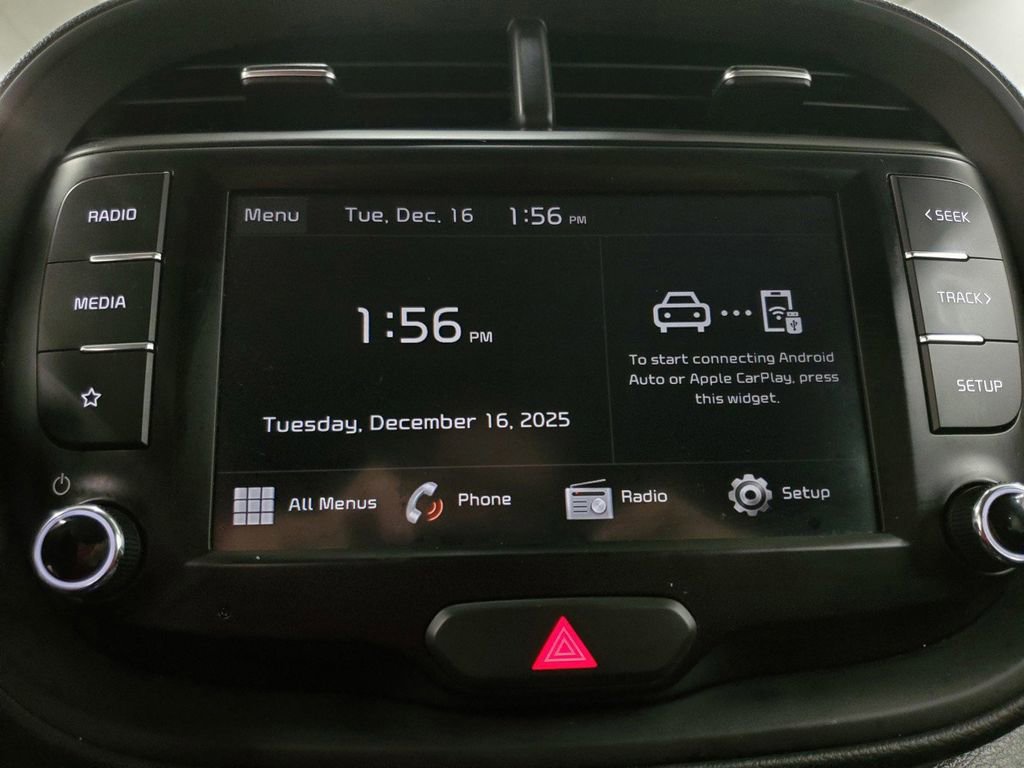 Used 2024 Kia Soul LX w/ Option Group 015 image 17