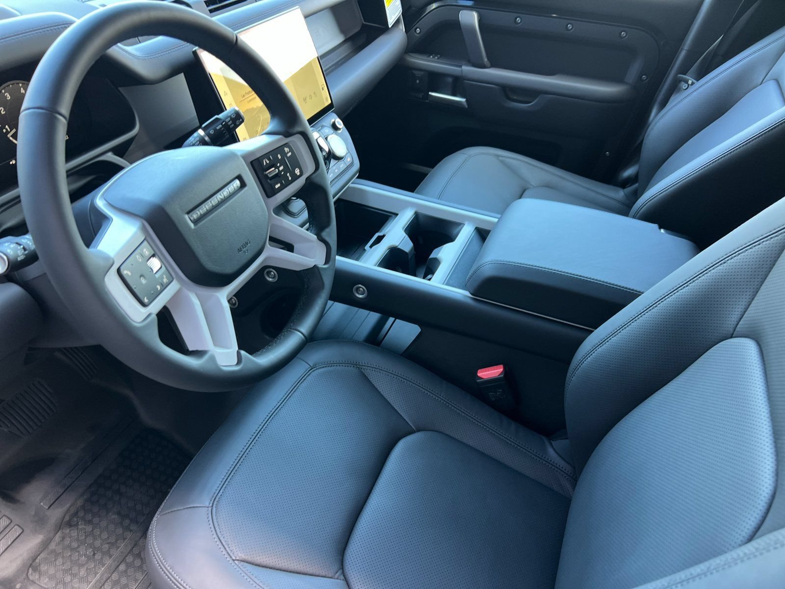 New 2026 Land Rover Defender 110 X-Dynamic SE AWD/4WD image 10