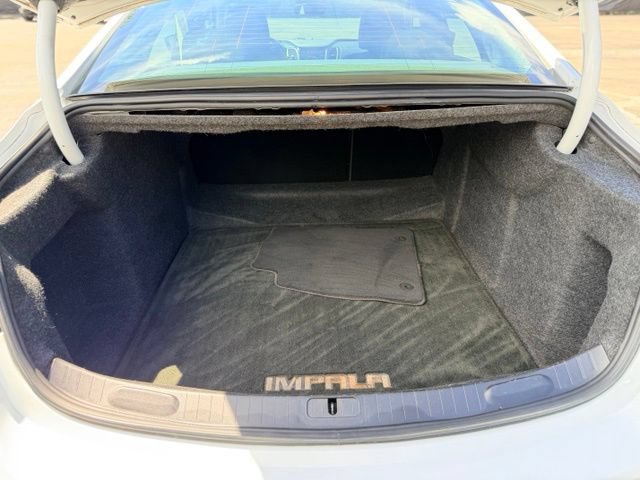 Used 2016 Chevrolet Impala LT w/ Convenience Package FWD image 23