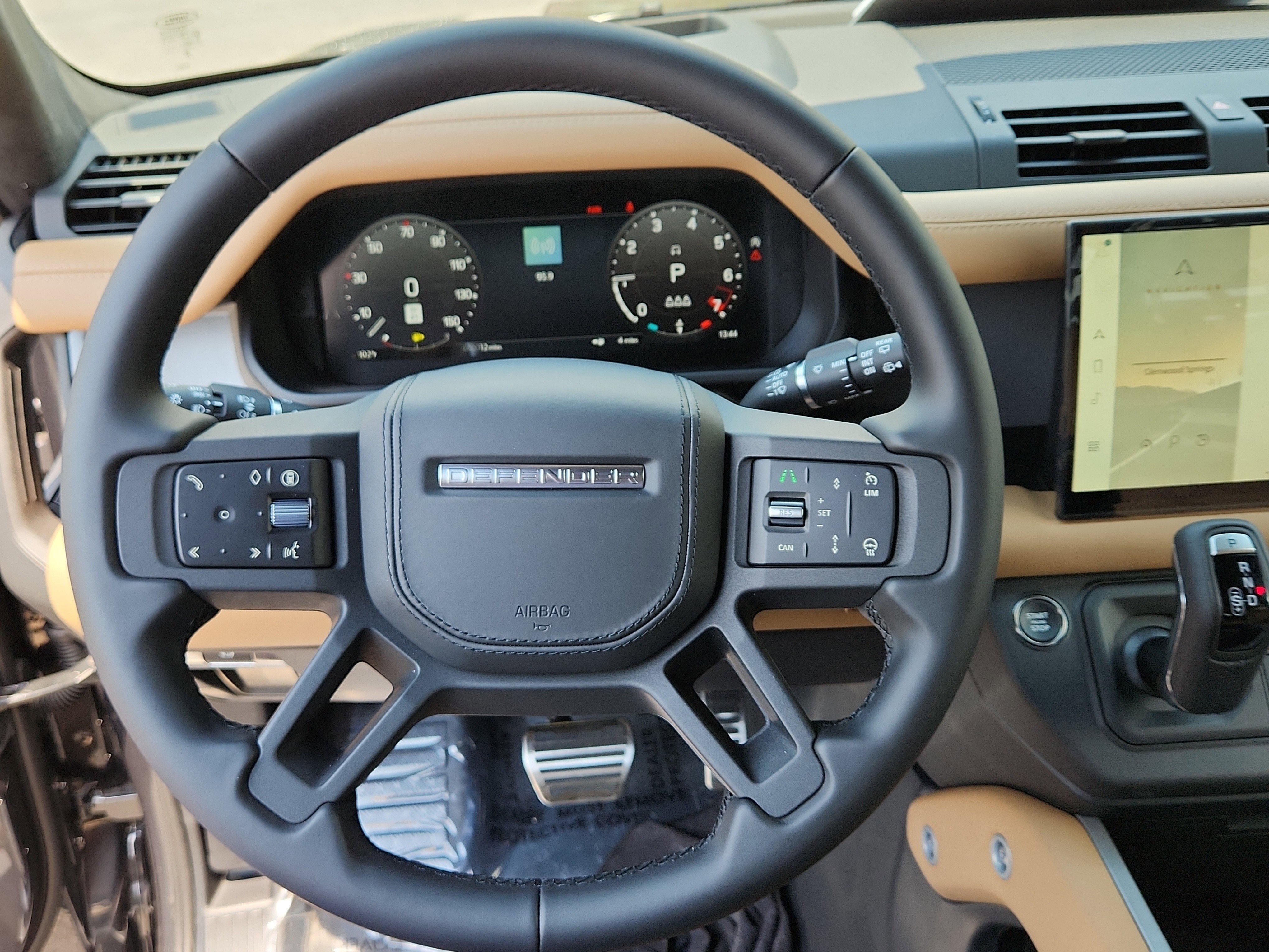 New 2025 Land Rover Defender 110 X image 26