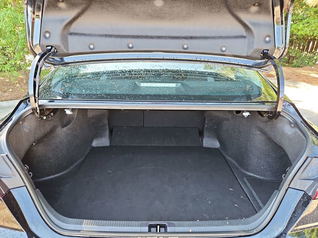 Used 2025 Toyota Camry LE FWD image 28