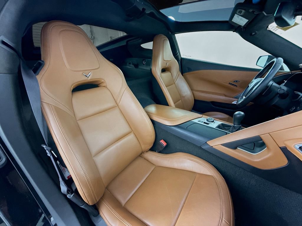 Used 2015 Chevrolet Corvette Stingray Coupe w/ 3LT Preferred Equipment Group image 26