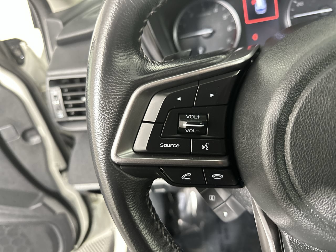 Used 2022 Subaru Outback Premium AWD/4WD image 10