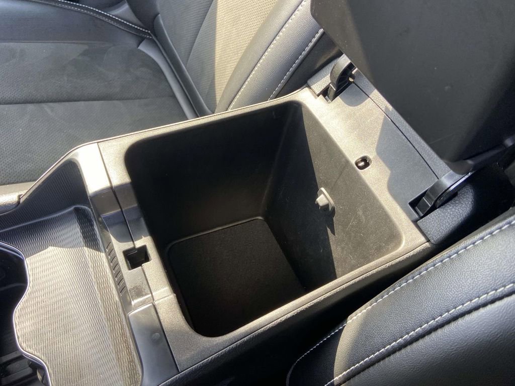 Used 2024 Jeep Grand Cherokee L Altitude image 28