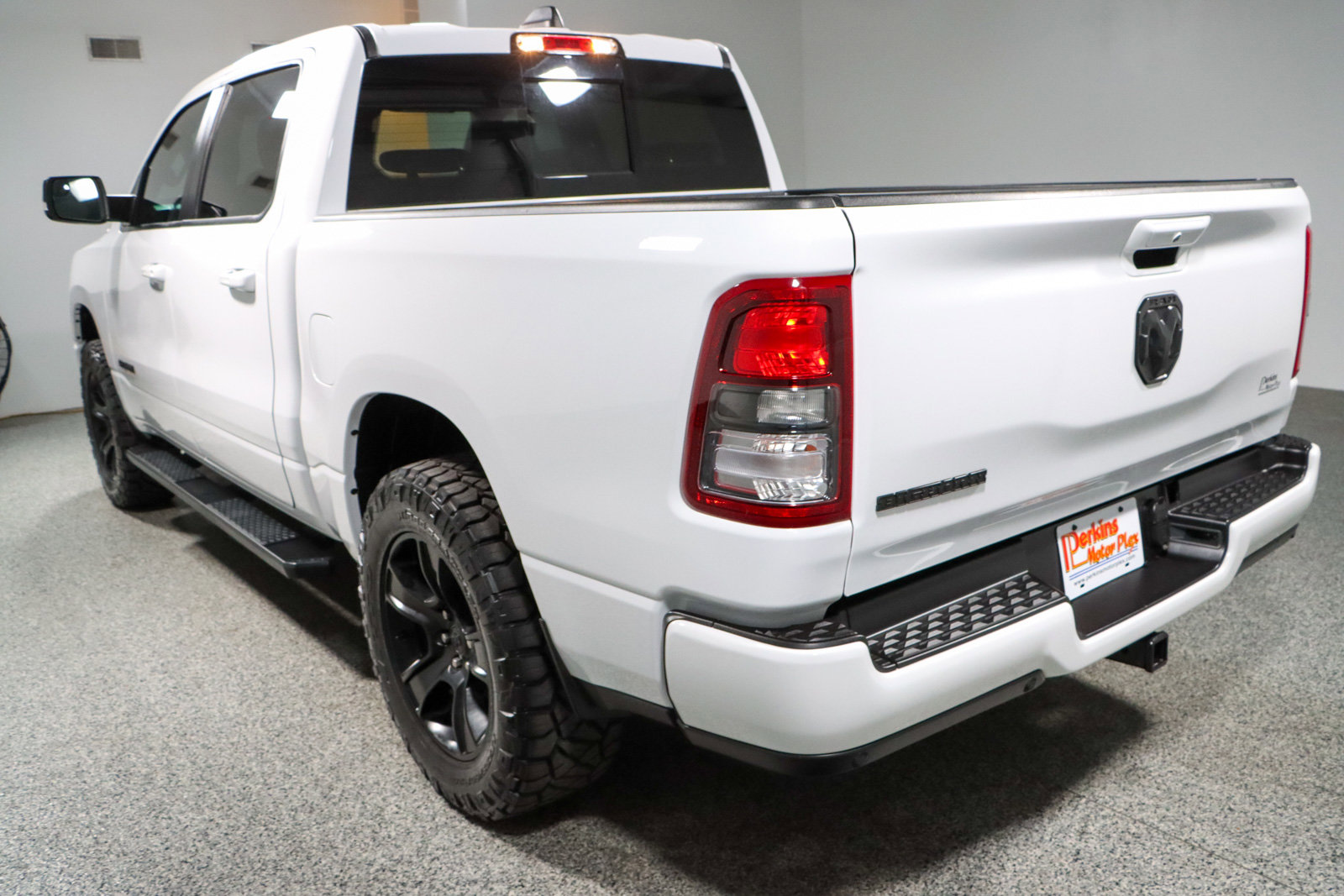 Used 2021 RAM 1500 Big Horn image 9