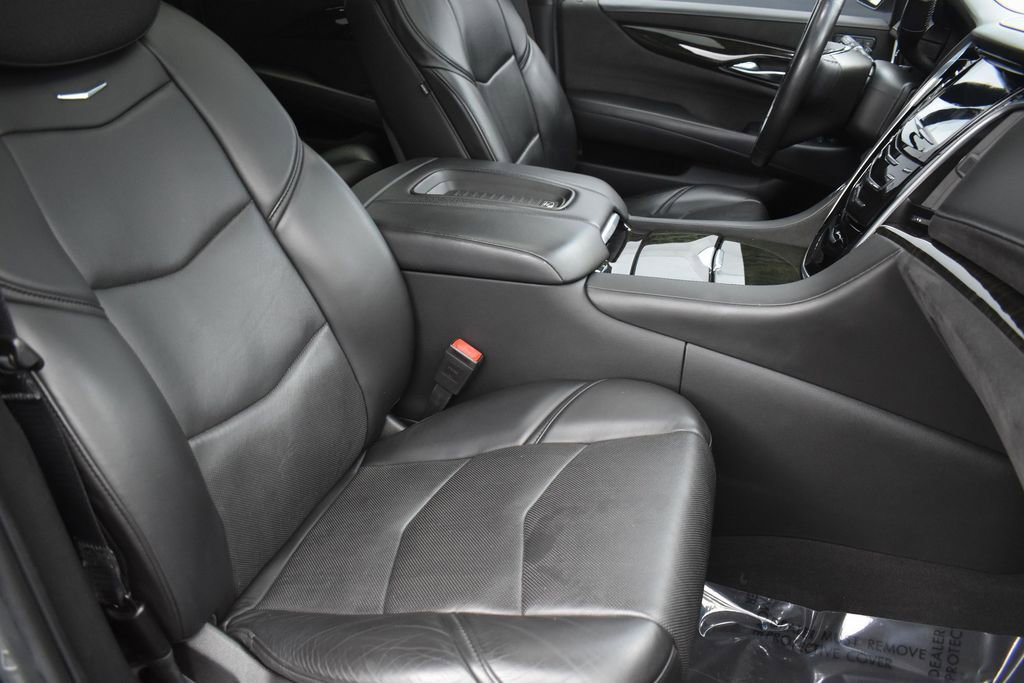 Used 2019 Cadillac Escalade ESV Platinum AWD/4WD image 41