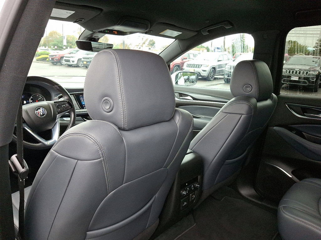 Used 2024 Buick Enclave Premium image 21