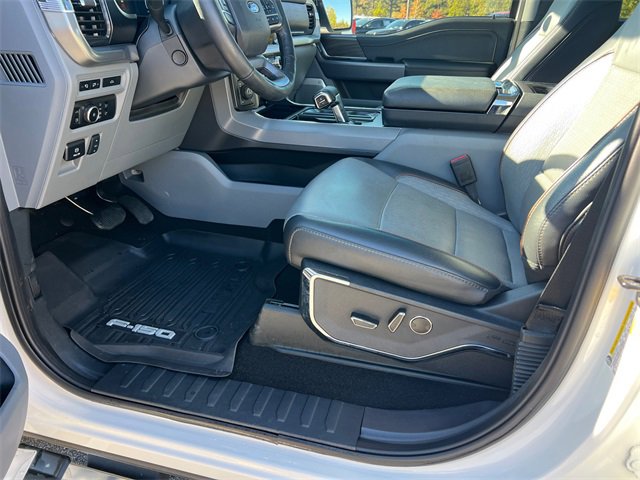 Used 2024 Ford F150 Lariat w/ Equipment Group 502A High image 9